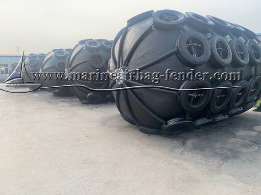 50kpa 80kpa پنوماتیک لاستیک Fender برای کشتی ها اسکله و کشتی