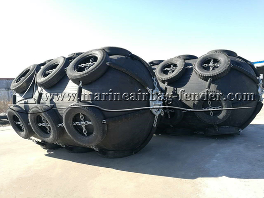 80kpa مقاوم به پیری شناور پنوماتیک Fender Natural Rubber Net Yokohama Type Fender