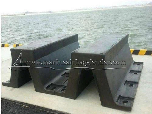 نوع SA فرش لاستیکی دریایی بسته بندی شده بافرهای سنگین استخر