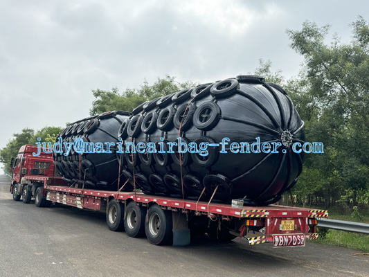 دوک پنوماتیک لاستیک Fender مقاومت کششی بالا Dia 0.3m-4.5m 10 سال عمر طراحی